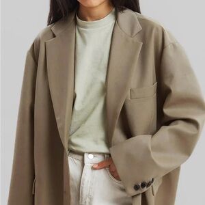 The Frankie Shop FRANKIE OVERSIZED BOYFRIEND BLAZER - DESERT TAUPE